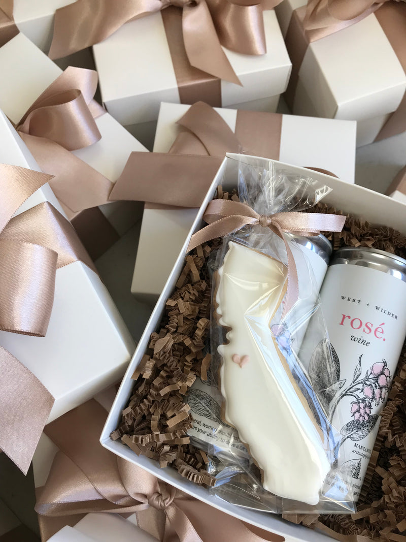 Welcome Gifts & Favors