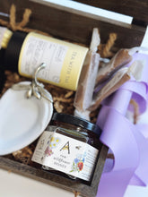 Spring Gourmet Gift Box by Poppins & Post featuring an elegant selection of gourmet treats and decorative packaging.