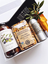 Poppins & Post Napa Valley Favorites Gift Box with assorted wines and gourmet treats, beautifully arranged in a decorative gift box.
